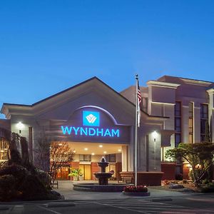 Wyndham Visalia